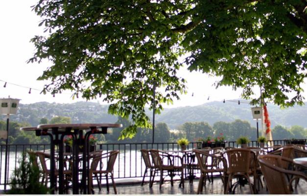 Hotel Zur Kripp Кобленц Экстерьер фото